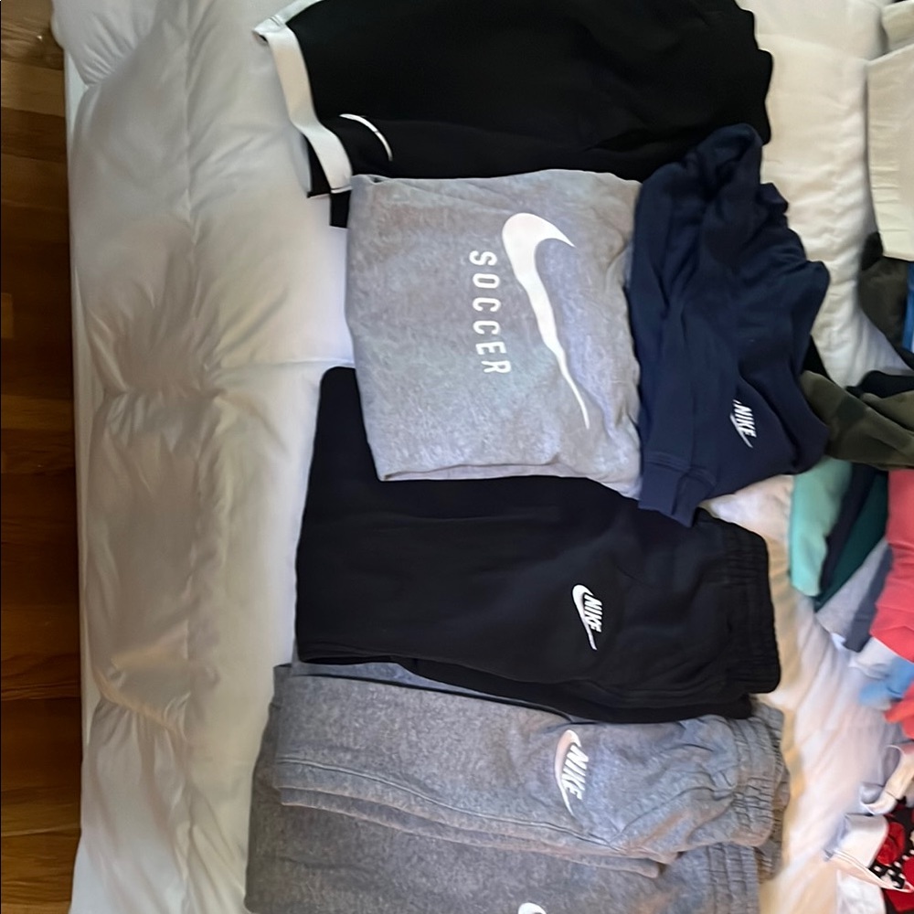 Nike Kids Sweats, Long Sleeve, T Shirt, Shorts All Large